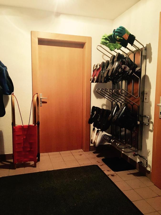 S Lois Schoenes Apartment Im קאונרטל מראה חיצוני תמונה